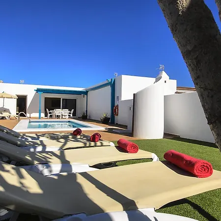 Villa Lapa Tías